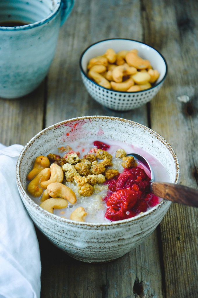 Quinoagröt med vanilj | Quinoa porridge with vanilla and berries